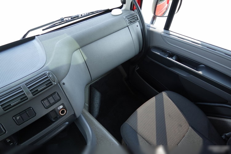 DAF CF 460 / 8x2/  LAWETA / PLATFORMA / NAJAZDY HYDRAULICZNE / WYCIĄGARKA / oś skrętna i podnoszona / EURO 6 zdjęcie 47