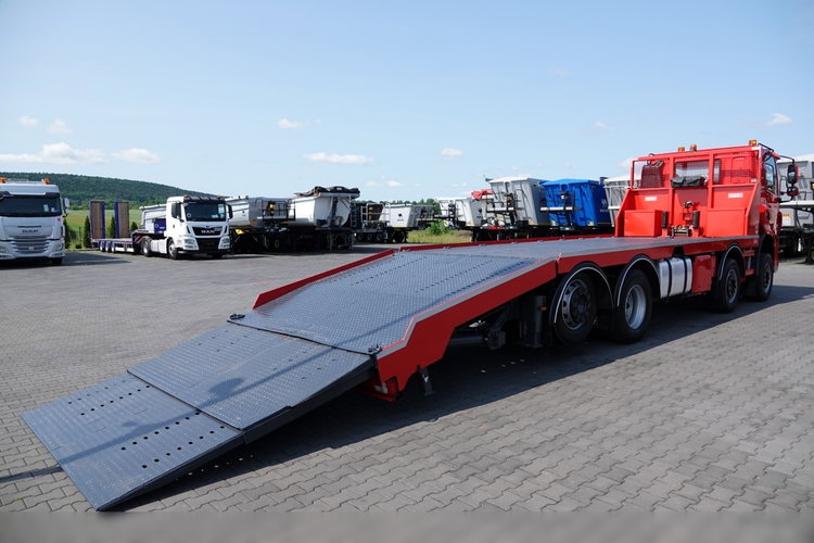 DAF CF 460 / 8x2/  LAWETA / PLATFORMA / NAJAZDY HYDRAULICZNE / WYCIĄGARKA / oś skrętna i podnoszona / EURO 6 zdjęcie 8