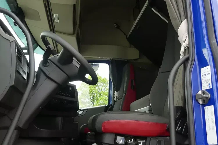 Volvo FH4 500 / EURO 6 / AUTOMAT / STANDARD / ZADBANE / zdjęcie 20