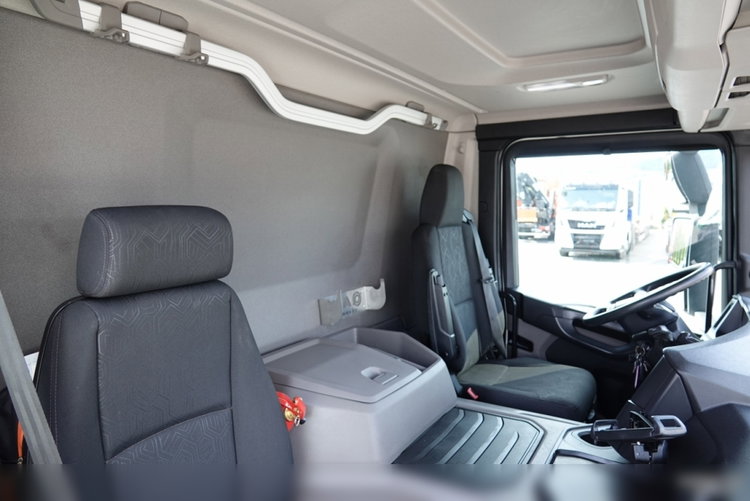 Scania P 450 XT  / 6x4 / POMPA DO BETONU CIFA K35L / 2019 ROK / STEROWANIE RADIOWE / SPROWADZONY  zdjęcie 49