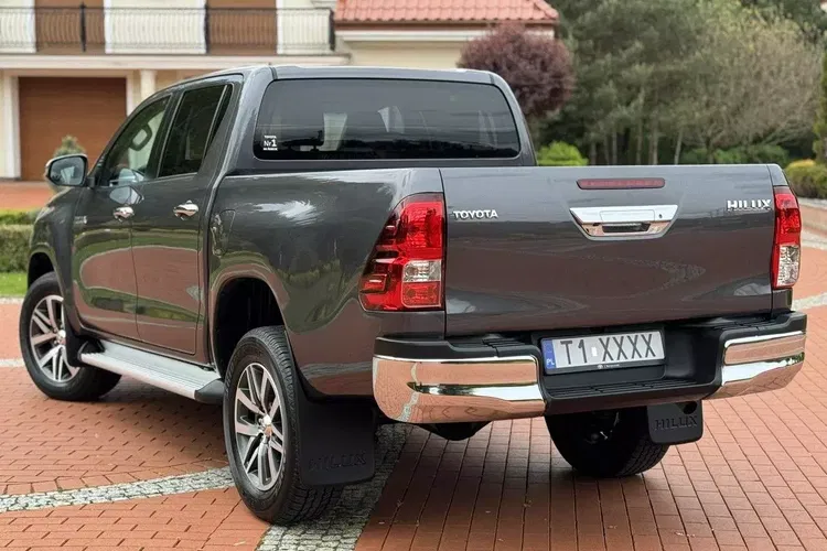 Toyota hilux zdjęcie 17