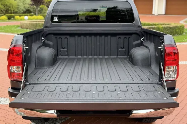 Toyota hilux zdjęcie 18