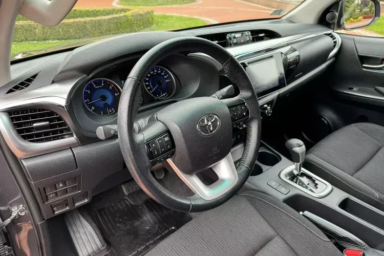 Toyota hilux zdjęcie 23