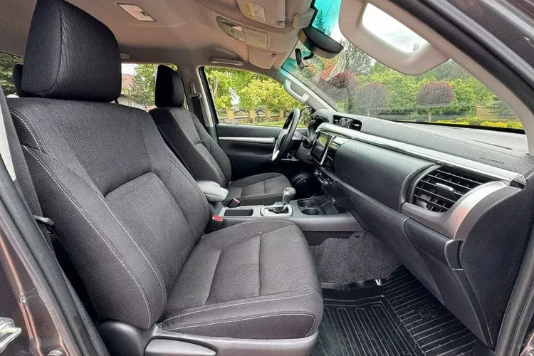 Toyota hilux zdjęcie 40