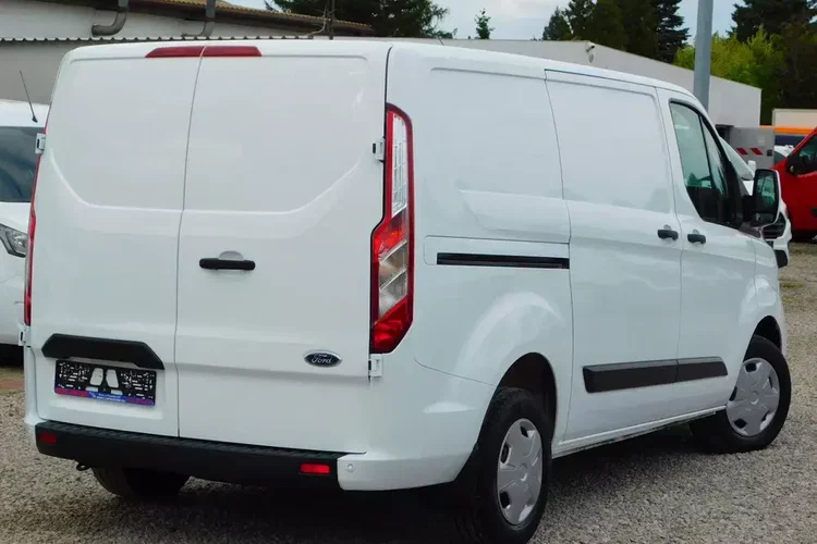 Ford Custom zdjęcie 2