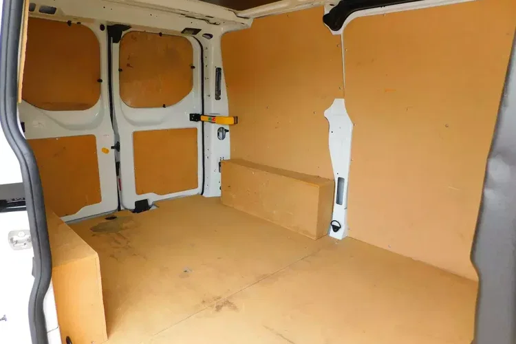 Ford Custom zdjęcie 4