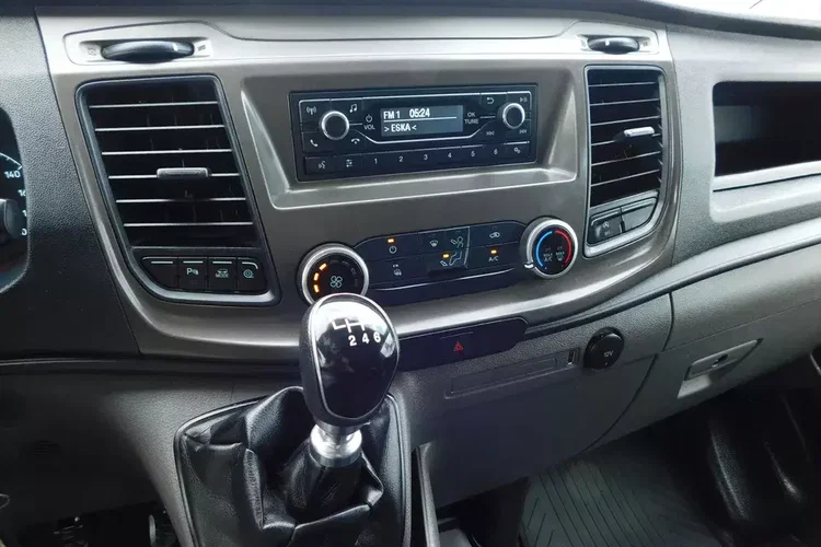 Ford Custom zdjęcie 8