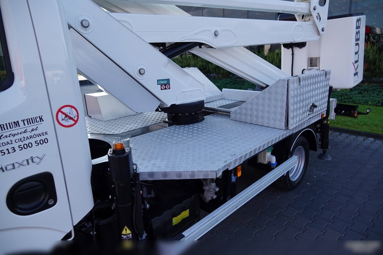 Renault MAXITY 130.35 / ZWYŻKA 20 METRÓW / PODNOŚNIK KOSZOWY KLUBB VAT-66-NLX / KOSZ 2 OSOBOWY - 250 KG / PO KONTRAKCIE SERWISOWYM zdjęcie 31