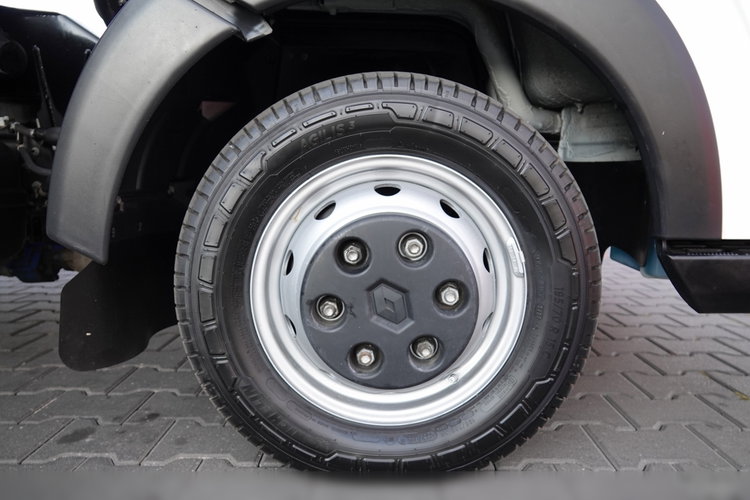 Renault MAXITY 130.35 / ZWYŻKA 20 METRÓW / PODNOŚNIK KOSZOWY KLUBB VAT-66-NLX / KOSZ 2 OSOBOWY - 250 KG / PO KONTRAKCIE SERWISOWYM zdjęcie 44