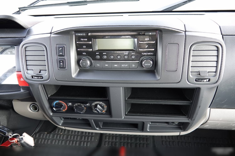 Renault MAXITY 130.35 / ZWYŻKA 20 METRÓW / PODNOŚNIK KOSZOWY KLUBB VAT-66-NLX / KOSZ 2 OSOBOWY - 250 KG / PO KONTRAKCIE SERWISOWYM zdjęcie 54