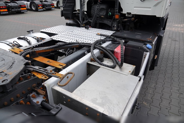 Volvo FM 450 / ADR / HYDRAULIKA  / WAGA: 6900KG / / PO KONTRAKCIE SERWISOWYM zdjęcie 17