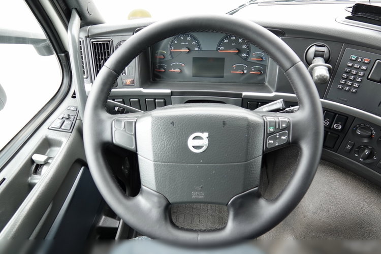 Volvo FM 450 / ADR / HYDRAULIKA  / WAGA: 6900KG / / PO KONTRAKCIE SERWISOWYM zdjęcie 27