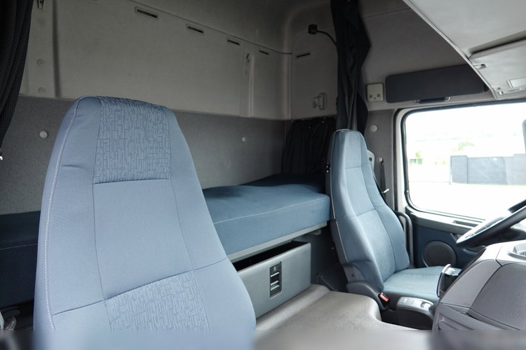 Volvo FM 450 / ADR / HYDRAULIKA  / WAGA: 6900KG / / PO KONTRAKCIE SERWISOWYM zdjęcie 34