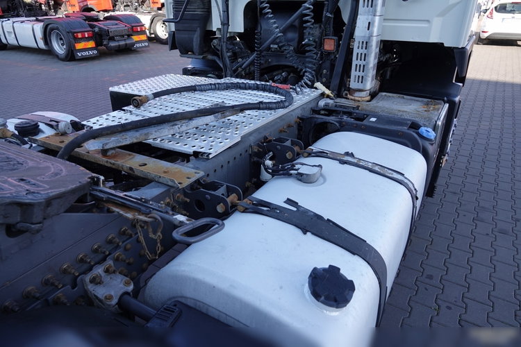 Volvo FM 450 / ADR / HYDRAULIKA /  RETARDER / ALUFELGI / / PO KONTRAKCIE SERWISOWYM zdjęcie 17