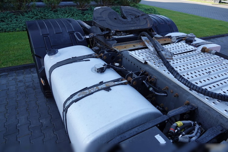 Volvo FM 450 / ADR / HYDRAULIKA /  RETARDER / ALUFELGI / / PO KONTRAKCIE SERWISOWYM zdjęcie 18