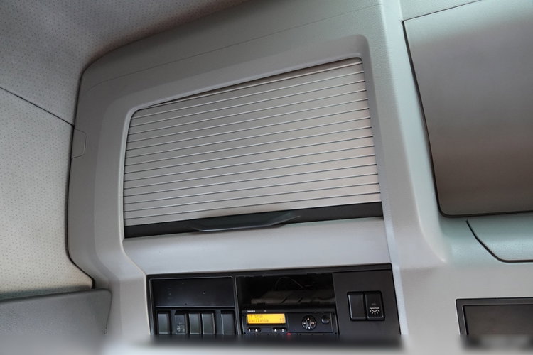 Volvo FM 450 / ADR / HYDRAULIKA /  RETARDER / ALUFELGI / / PO KONTRAKCIE SERWISOWYM zdjęcie 33