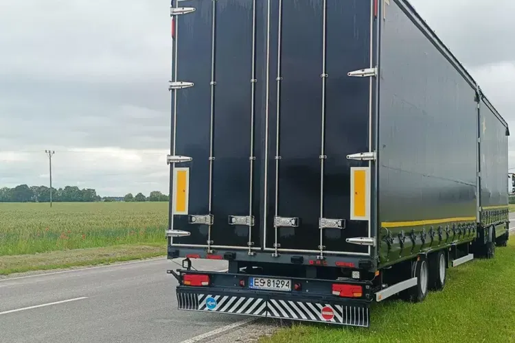 Mercedes Atego 1530 zdjęcie 2