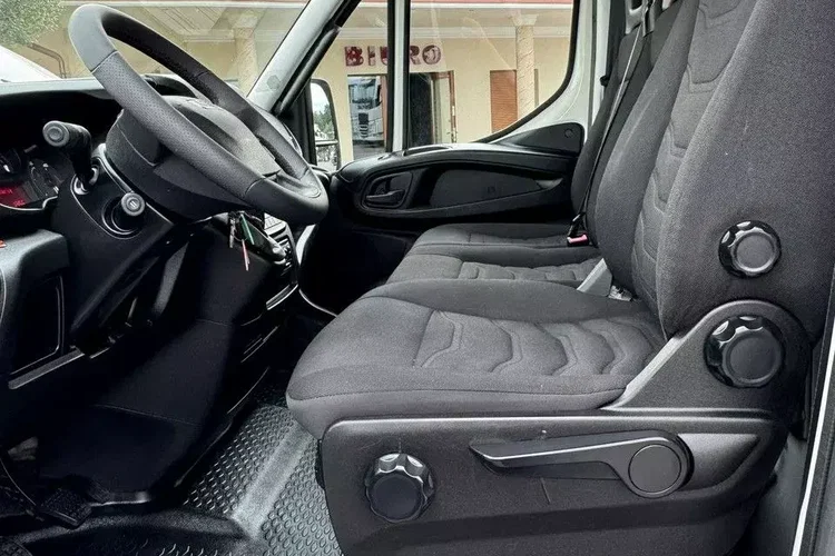 Iveco Daily 70C17 Mroźnia Agregat Carrier Supra 750 10-Palet + Winda zdjęcie 45