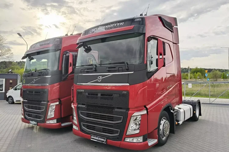 Volvo FH4 500 / AUTOMAT / LOW DECK / ACC / I-SHIFT / TV / zdjęcie 1