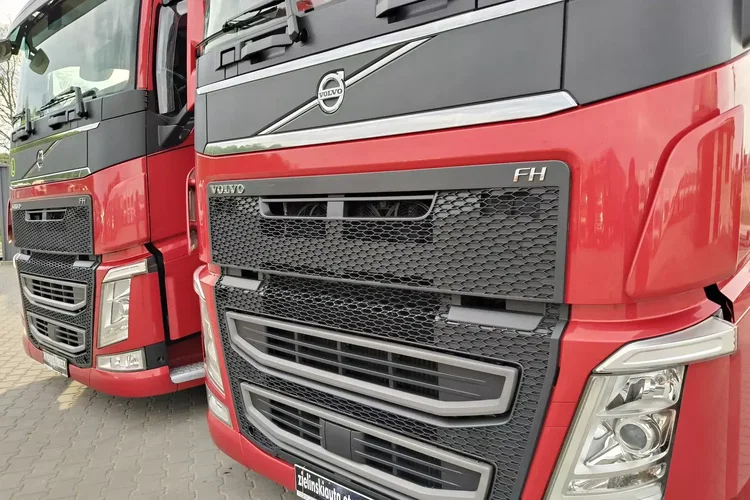 Volvo FH4 500 / AUTOMAT / LOW DECK / ACC / I-SHIFT / TV / zdjęcie 12