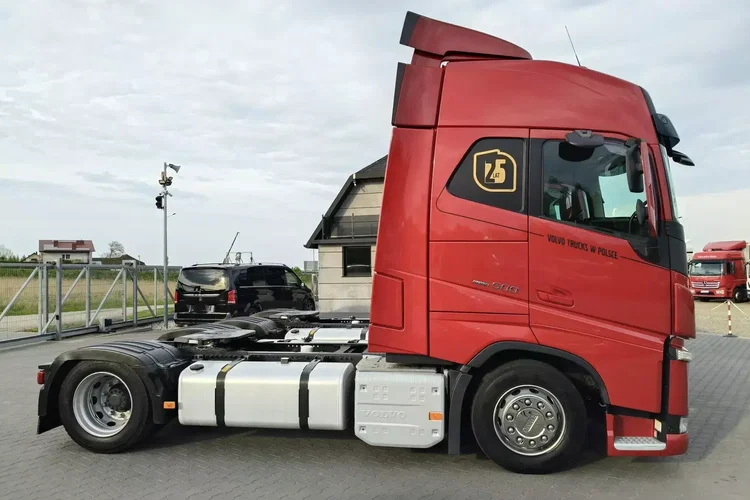 Volvo FH4 500 / AUTOMAT / LOW DECK / ACC / I-SHIFT / TV / zdjęcie 8