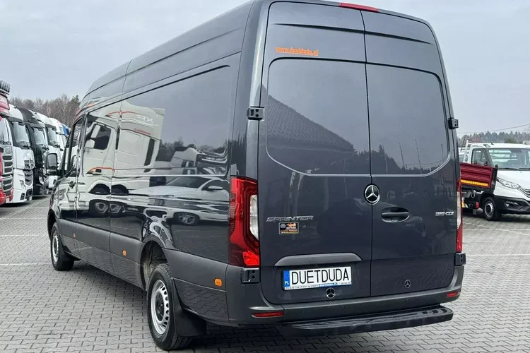 Mercedes 319 zdjęcie 13