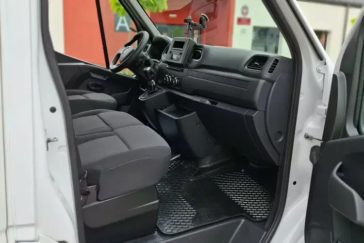 Renault Master zdjęcie 29
