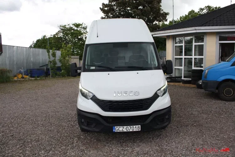 Iveco DAILY 35S18 zdjęcie 10