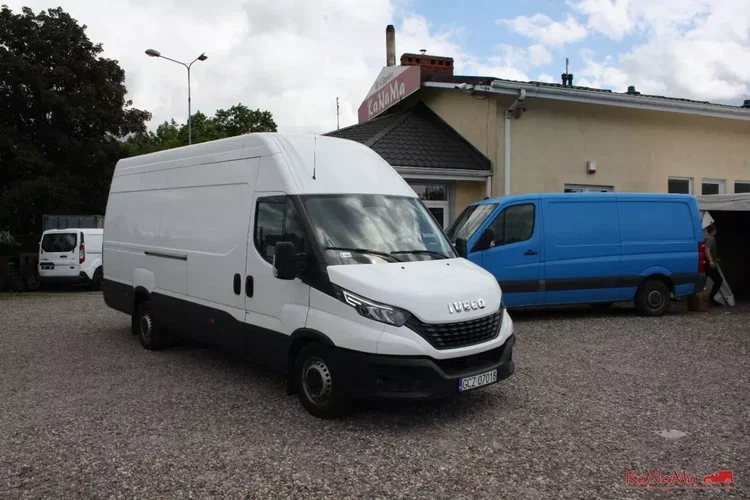 Iveco DAILY 35S18 zdjęcie 21