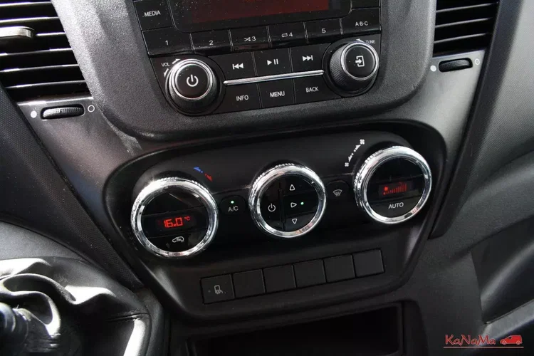 Iveco DAILY 35S18 zdjęcie 26