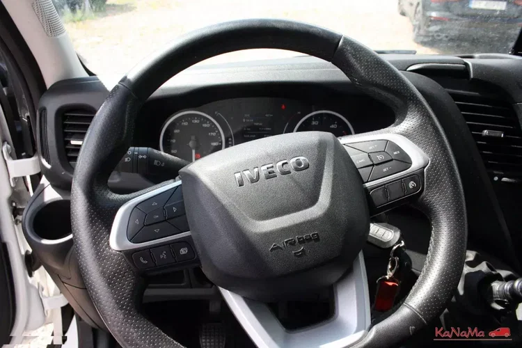 Iveco DAILY 35S18 zdjęcie 27