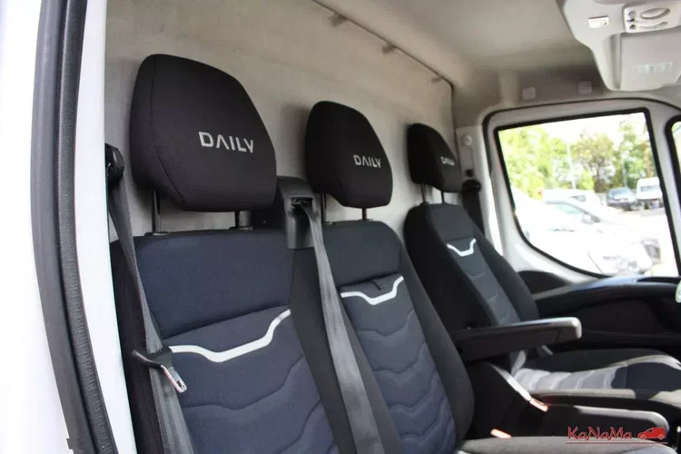 Iveco DAILY 35S18 zdjęcie 32