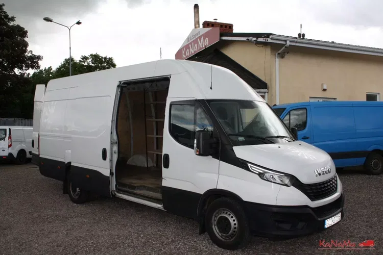 Iveco DAILY 35S18 zdjęcie 8