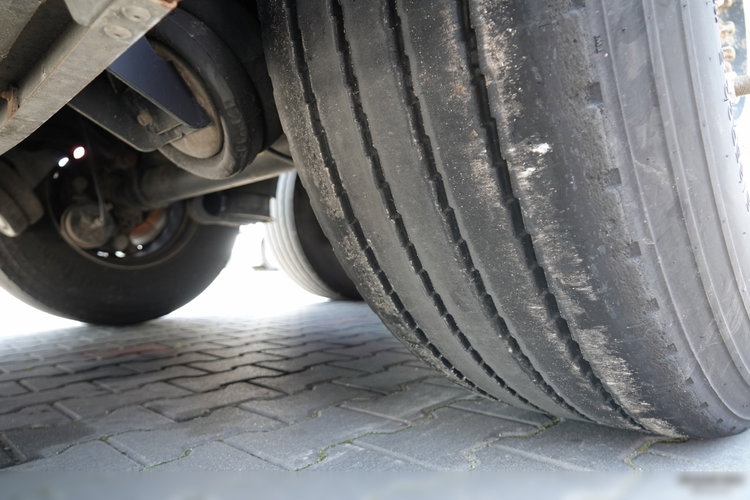 Krone FIRANKA / 2021 ROK / KOSZ NA PALETY / 2 OSIE PODNOSZONE / SPROWADZONA  zdjęcie 21