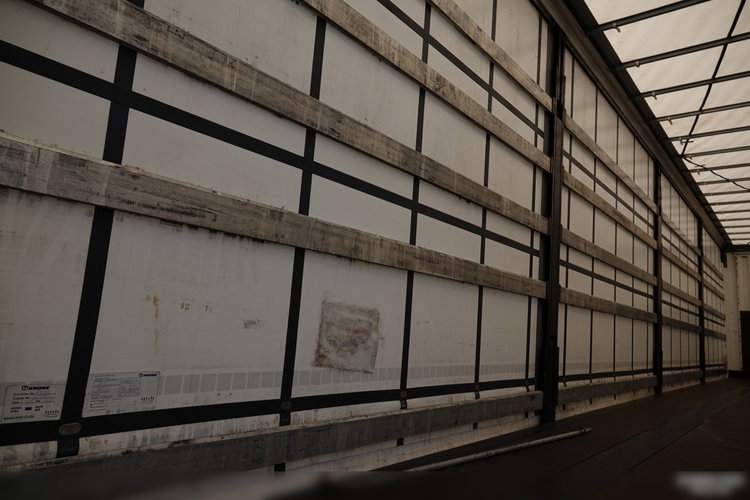 Krone FIRANKA / 2021 ROK / KOSZ NA PALETY / 2 OSIE PODNOSZONE / SPROWADZONA  zdjęcie 15