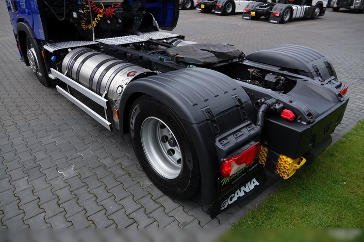 Scania R 410 / LNG / RETARDER / PRZÓD NA PODUSZKACH / 2020 ROK zdjęcie 14