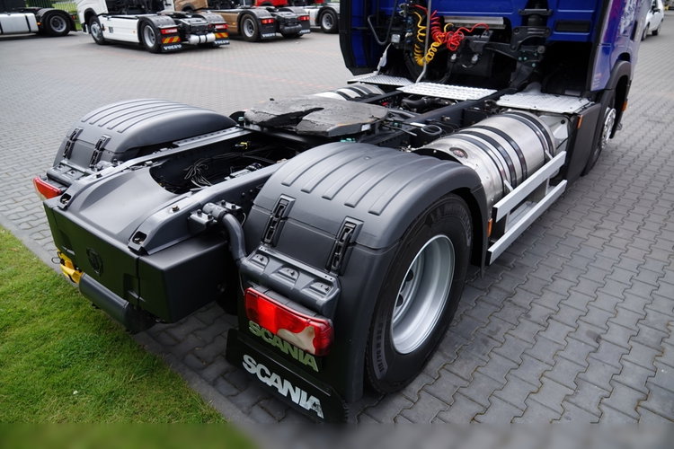 Scania R 410 / LNG / RETARDER / PRZÓD NA PODUSZKACH / 2020 ROK zdjęcie 15