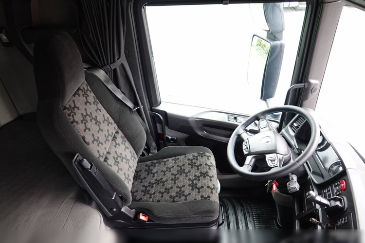 Scania R 410 / LNG / RETARDER / PRZÓD NA PODUSZKACH / 2020 ROK zdjęcie 31