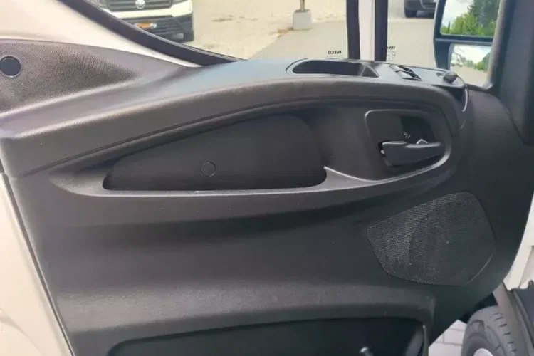 Iveco Daily zdjęcie 17