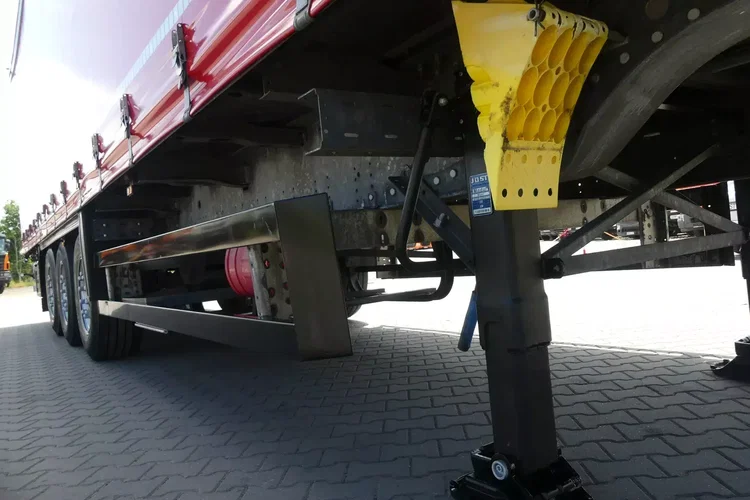 Schmitz FIRANKA / STANDARD / OŚ PODNOSZONA / W OCYNKU / zdjęcie 17