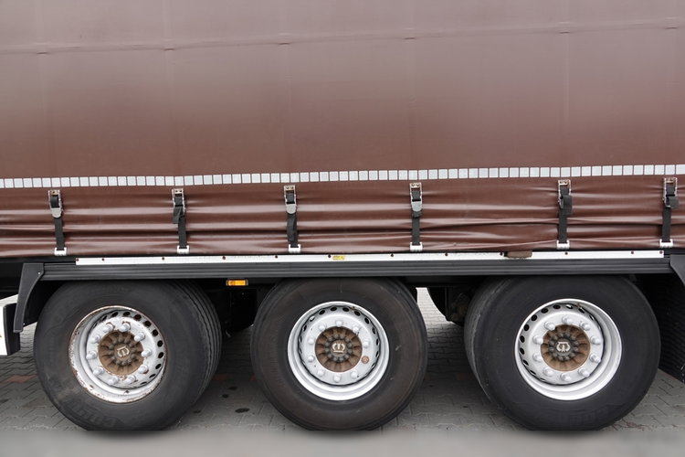 Krone FIRANKA STANDARD  / OŚ PODNOSZONA  / 2018 ROK zdjęcie 24