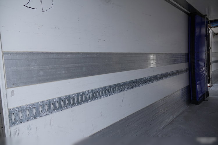 Scania P 410 / CHŁODNIA / ZESTAW TANDEM / PRZEJAZDOWY / 3x Agregat THERMO KING - FRIGO BLOCK / 3x WINDA ZAŁADOWCZA / MUTITEMPERATURA  PO ZŁOTYM KONTRAKCIE SERWISOWYM / 6x2 zdjęcie 27