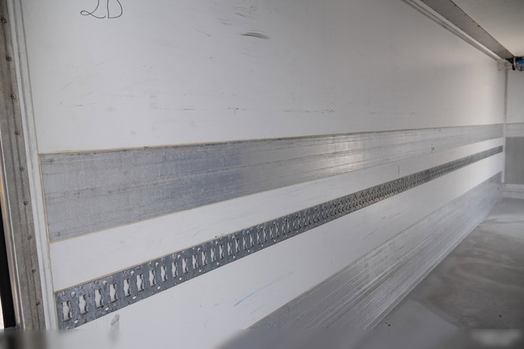 Scania P 410 / CHŁODNIA / ZESTAW TANDEM / PRZEJAZDOWY / 3x Agregat THERMO KING - FRIGO BLOCK / 3x WINDA ZAŁADOWCZA / MUTITEMPERATURA  PO ZŁOTYM KONTRAKCIE SERWISOWYM / 6x2 zdjęcie 33