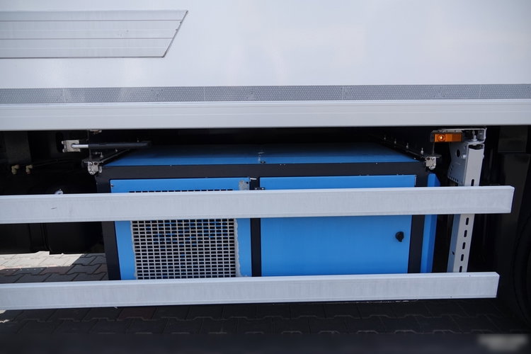 Scania P 410 / CHŁODNIA / ZESTAW TANDEM / PRZEJAZDOWY / 3x Agregat THERMO KING - FRIGO BLOCK / 3x WINDA ZAŁADOWCZA / MUTITEMPERATURA  PO ZŁOTYM KONTRAKCIE SERWISOWYM / 6x2 zdjęcie 48