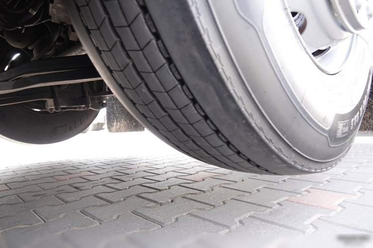 Scania P 410 / CHŁODNIA / ZESTAW TANDEM / PRZEJAZDOWY / 3x Agregat THERMO KING - FRIGO BLOCK / 3x WINDA ZAŁADOWCZA / MUTITEMPERATURA  PO ZŁOTYM KONTRAKCIE SERWISOWYM / 6x2 zdjęcie 59