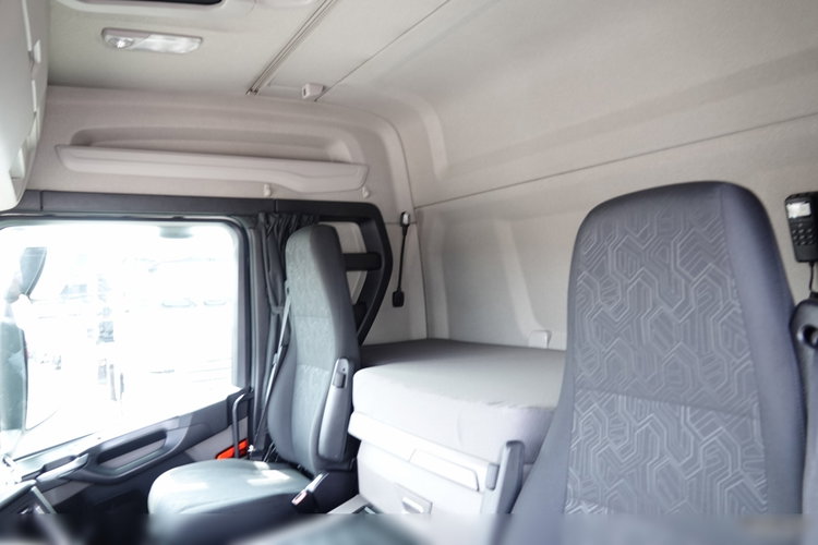 Scania P 410 / CHŁODNIA / ZESTAW TANDEM / PRZEJAZDOWY / 3x Agregat THERMO KING - FRIGO BLOCK / 3x WINDA ZAŁADOWCZA / MUTITEMPERATURA  PO ZŁOTYM KONTRAKCIE SERWISOWYM / 6x2 zdjęcie 67