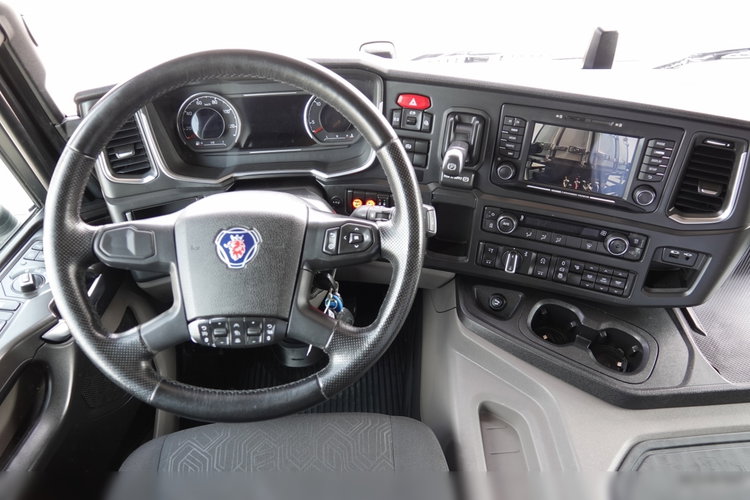 Scania P 410 / CHŁODNIA / ZESTAW TANDEM / PRZEJAZDOWY / 3x Agregat THERMO KING - FRIGO BLOCK / 3x WINDA ZAŁADOWCZA / MUTITEMPERATURA  PO ZŁOTYM KONTRAKCIE SERWISOWYM / 6x2 zdjęcie 71