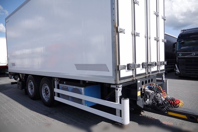 Wielton PRZYCZEPA CHŁODNIA / IGLOOCAR / THERMO KING - FRIGOBLOCK / WINDA ZAŁADOWCZA / PRZEJAZDOWA / SAF / 2019 ROK  zdjęcie 9