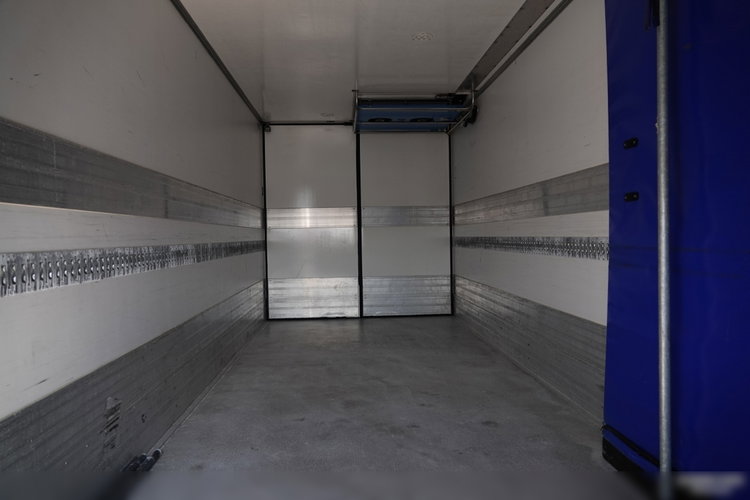 Wielton PRZYCZEPA CHŁODNIA / IGLOOCAR / THERMO KING - FRIGOBLOCK / WINDA ZAŁADOWCZA / PRZEJAZDOWA / SAF / 2019 ROK  zdjęcie 16