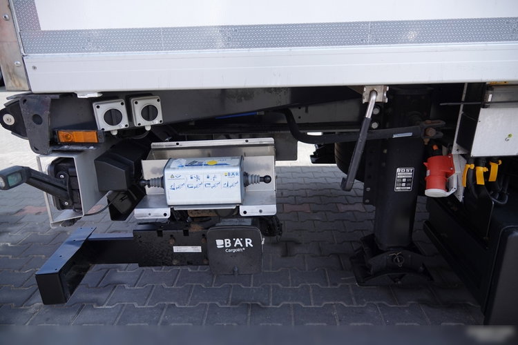 Wielton PRZYCZEPA CHŁODNIA / IGLOOCAR / THERMO KING - FRIGOBLOCK / WINDA ZAŁADOWCZA / PRZEJAZDOWA / SAF / 2019 ROK  zdjęcie 20
